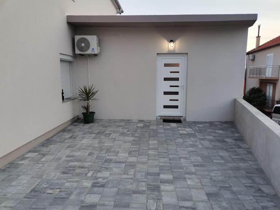 Apartment S Bibinje Eksteriør bilde