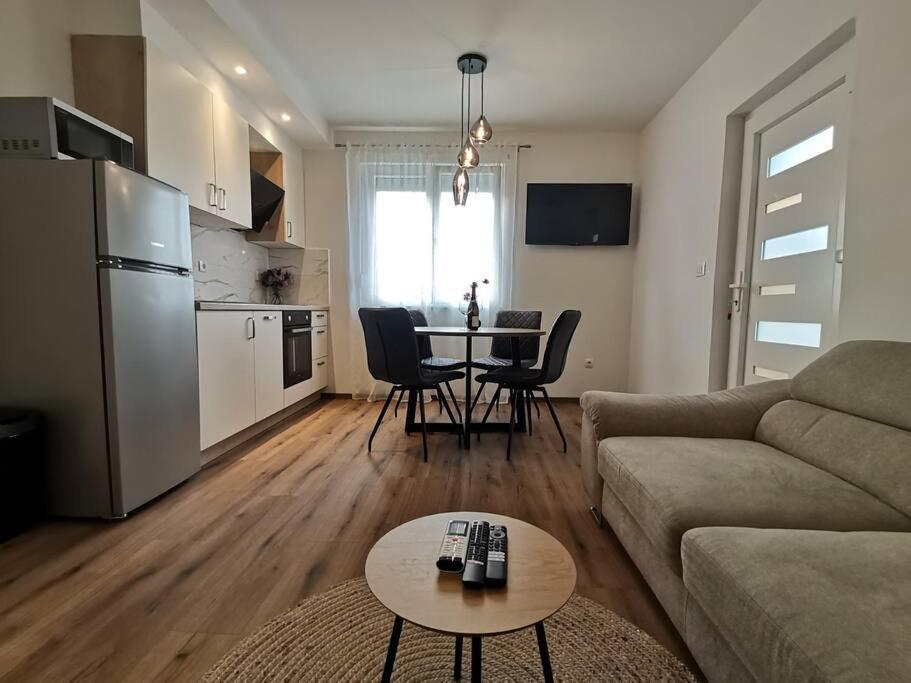 Apartment S Bibinje Eksteriør bilde
