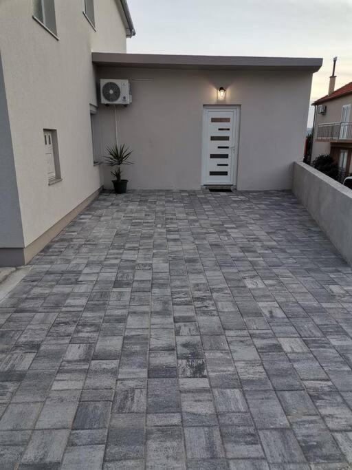 Apartment S Bibinje Eksteriør bilde